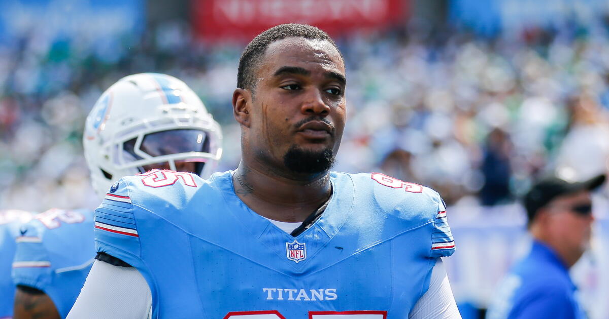 NFL looks into reports that ex-Titan Jordan Elliott brought gun to team facility