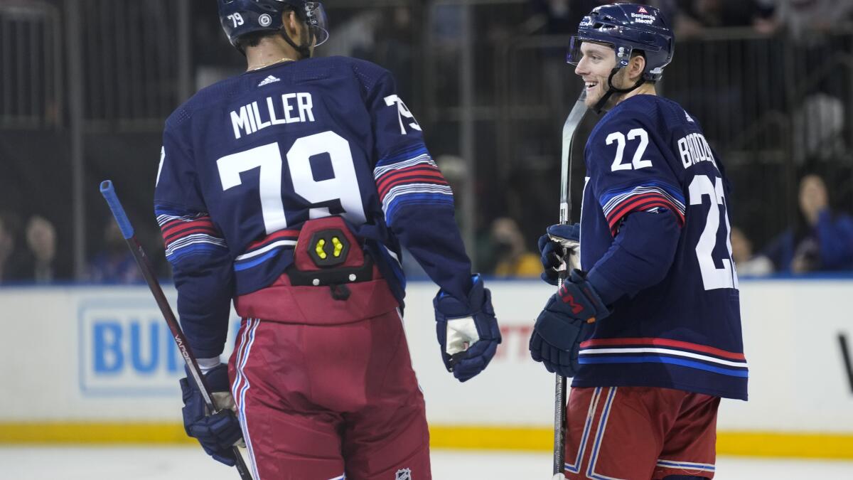 Rangers rookie sensation gets into 2nd fight in 4th NHL game as 'very  eventful' first week in pros continues