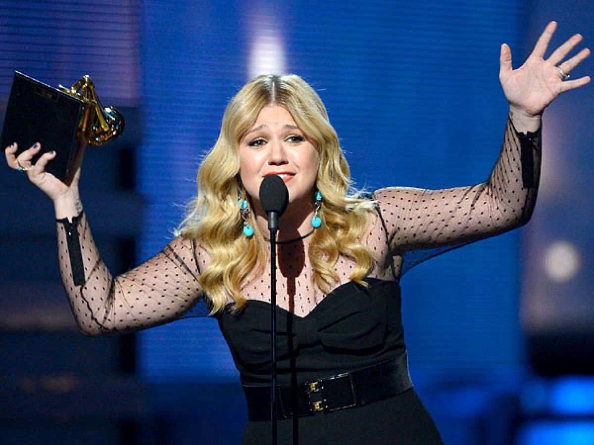 Singer Kelly Clarkson has placed her Encino farmhouse of about two years on the market. Asking price: $9.995 million.