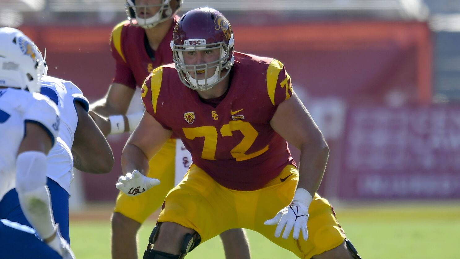 USC offensive lineman Andrew Vorhees returning for Trojans - Los Angeles  Times