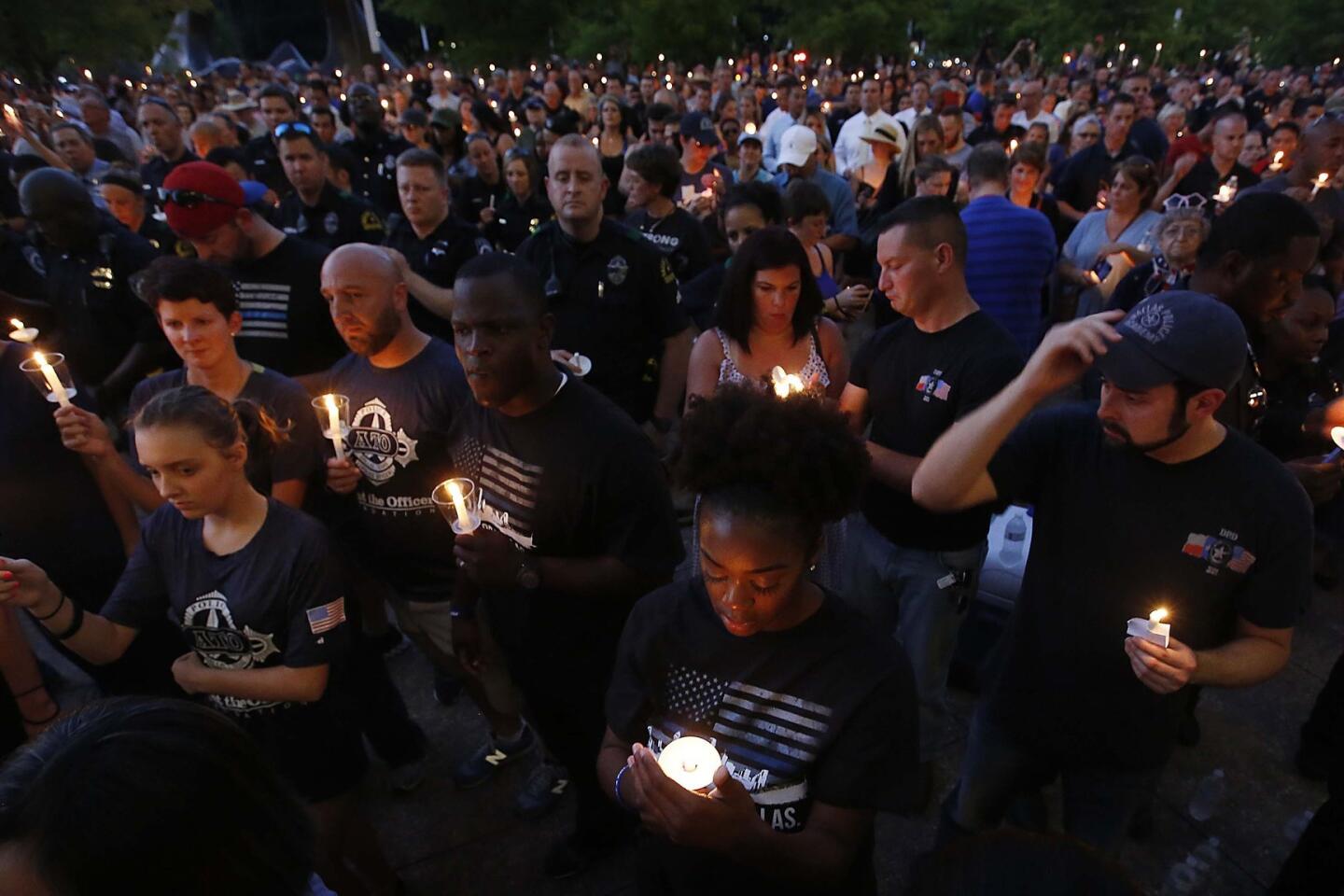 Dallas Strong candlelight vigil