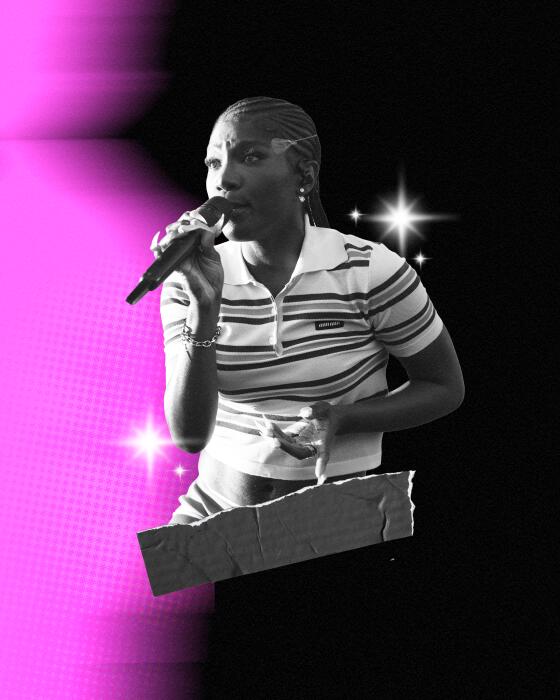 Doechhi performing.