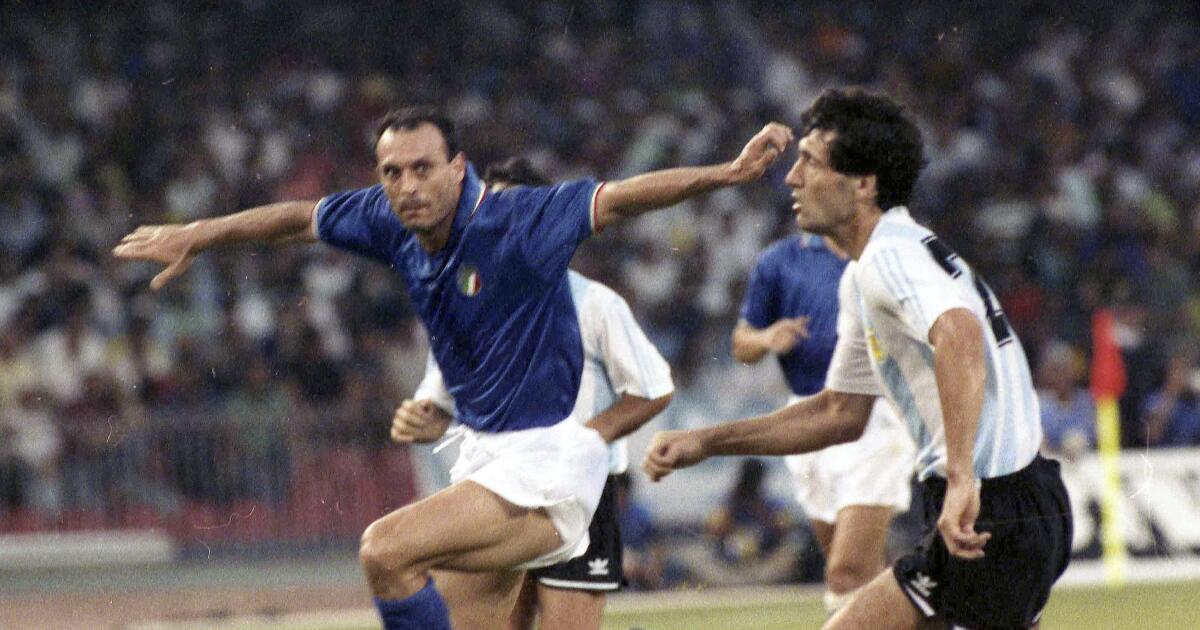 Salvatore Schillaci, máximo goleador italiano del Mundial de 1990, falleció a los 59 años.