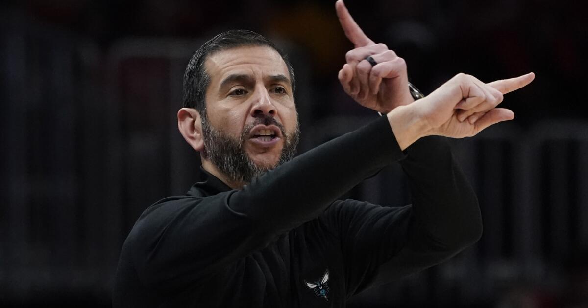 Lakers koçluk arayışı hızlanıyor, James Borrego röportajı