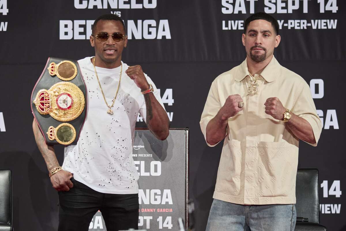 Erislandy Lara (izq.) y Danny García (der.) 