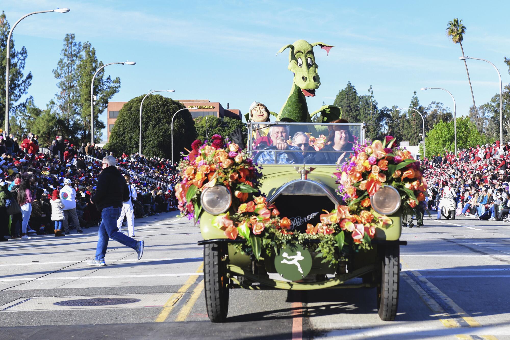 Pasadena Mayor Victor M. Gordo, right, in the Rose Parade.