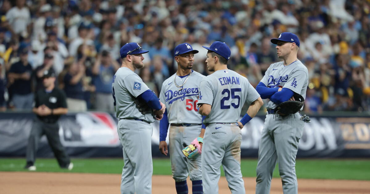 Dodgers' Three-peat Dreams Are On Life Support As The Deflated Heroes Return Home - Beritaja Dodgers' Three-peat Dreams Are On Life Support As The Deflated Heroes Return Home - Beritaja