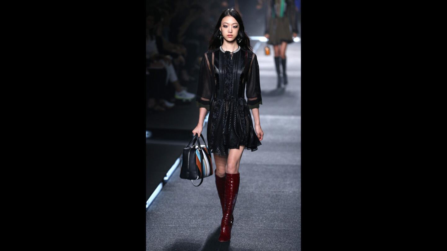 Paris Fashion Week: Louis Vuitton