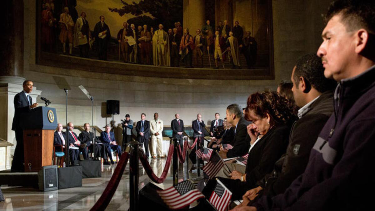 El president Obama habla durante una ceremonia de ciudadania de nuevos ciudadanos en Washington.