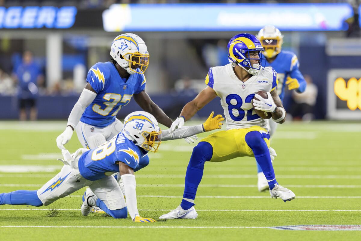 Can't-Miss Play: Los Angeles Rams wide receiver Lance McCutcheon hauls Josh  Perkins' third-down heave for 60-yard TD