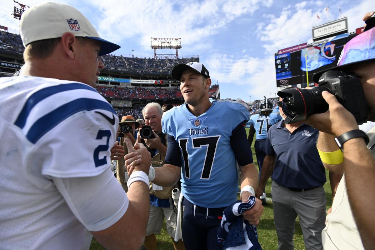 Titans sweep Colts for 2nd straight season with 19-10 win - The San Diego  Union-Tribune