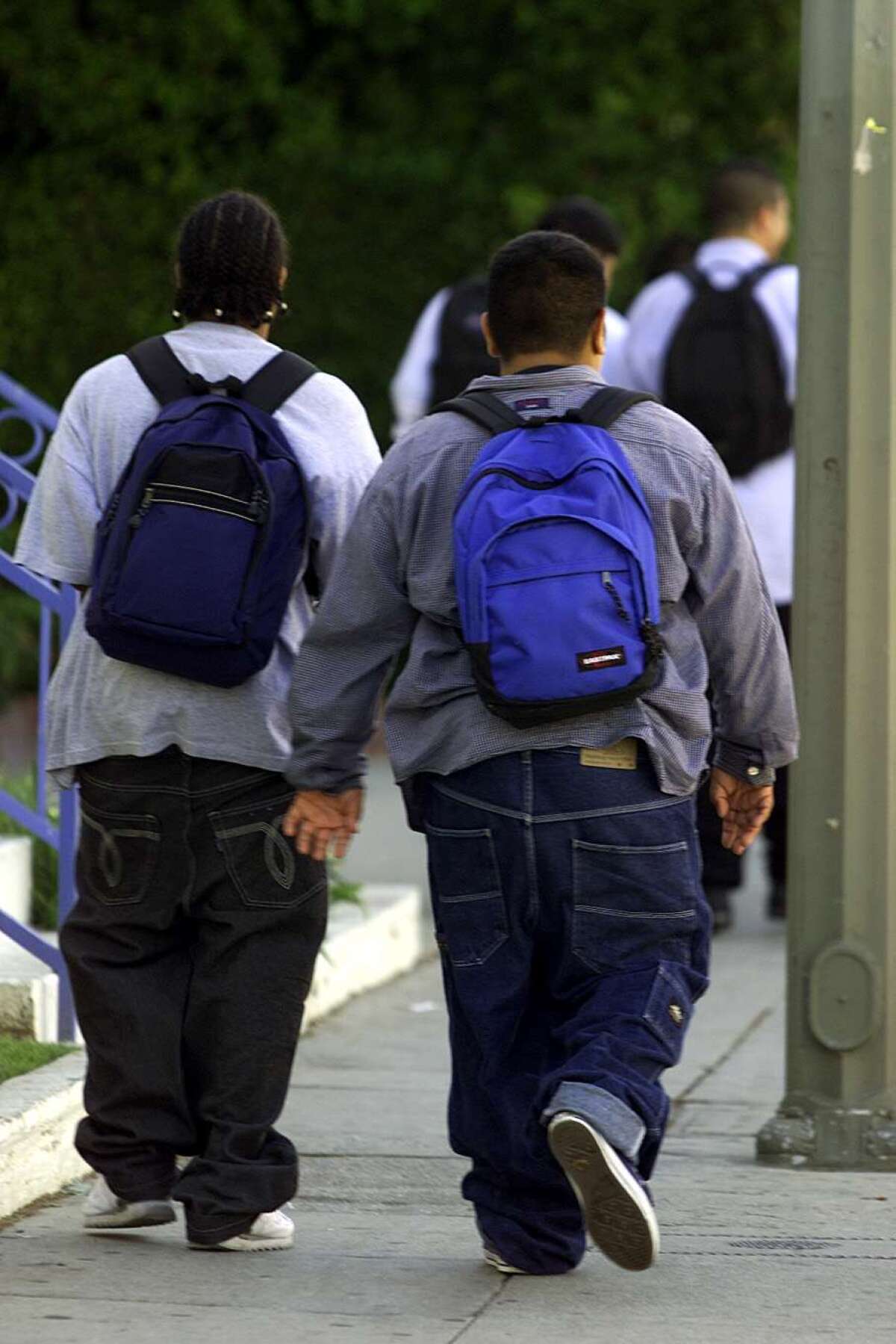 Overweight teens have a tougher time making friends among normal weight teens, researchers say.