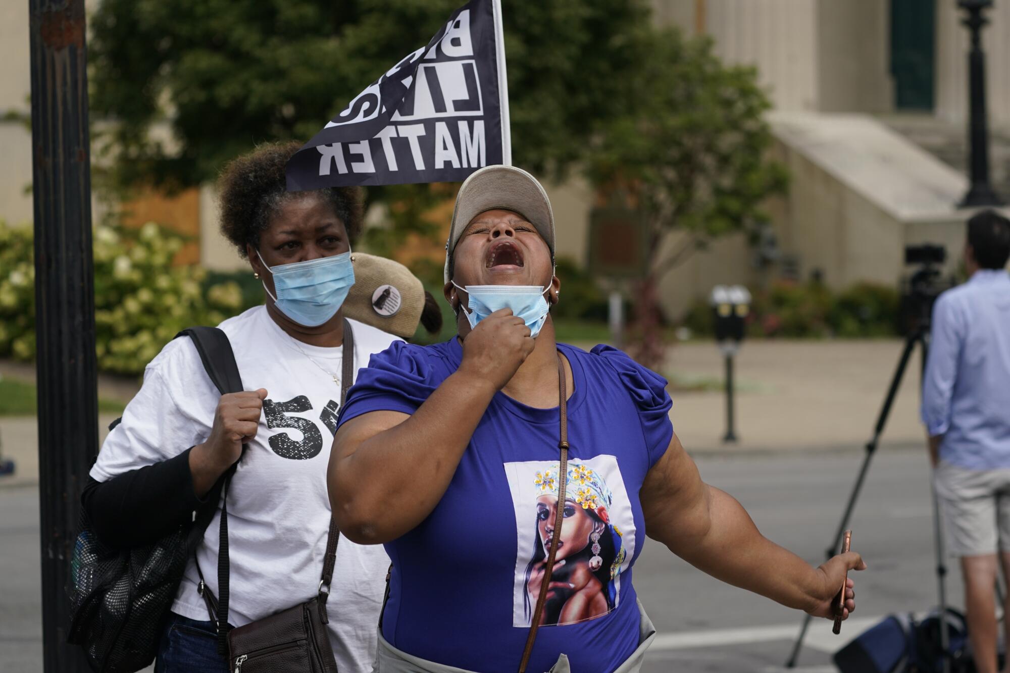 Reaction in Louisville to Breonna Taylor case decision.