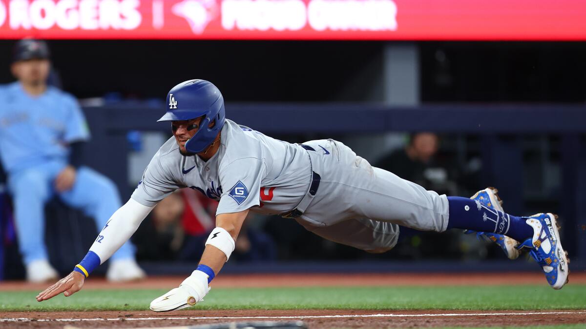 Dodgers' Miguel Rojas reflects on the sudden death of his father - Los Angeles Times