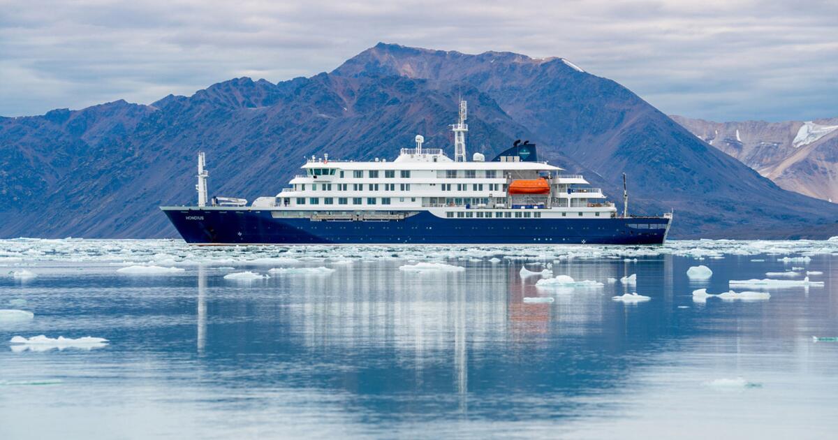 Un bateau de croisière attend de l’aide après qu’une épidémie présumée d’un hantavirus rare à bord ait tué 3 personnes.