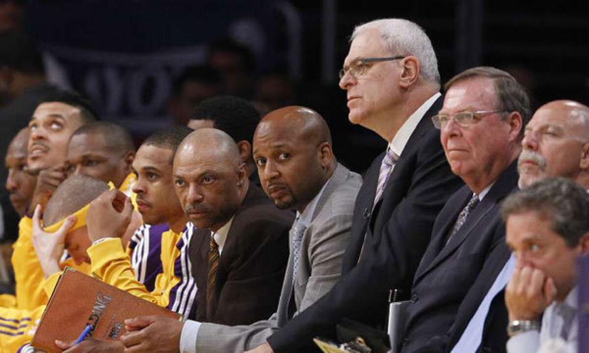 The Lakers are hoping to get Phil Jackson back on the sidelines.