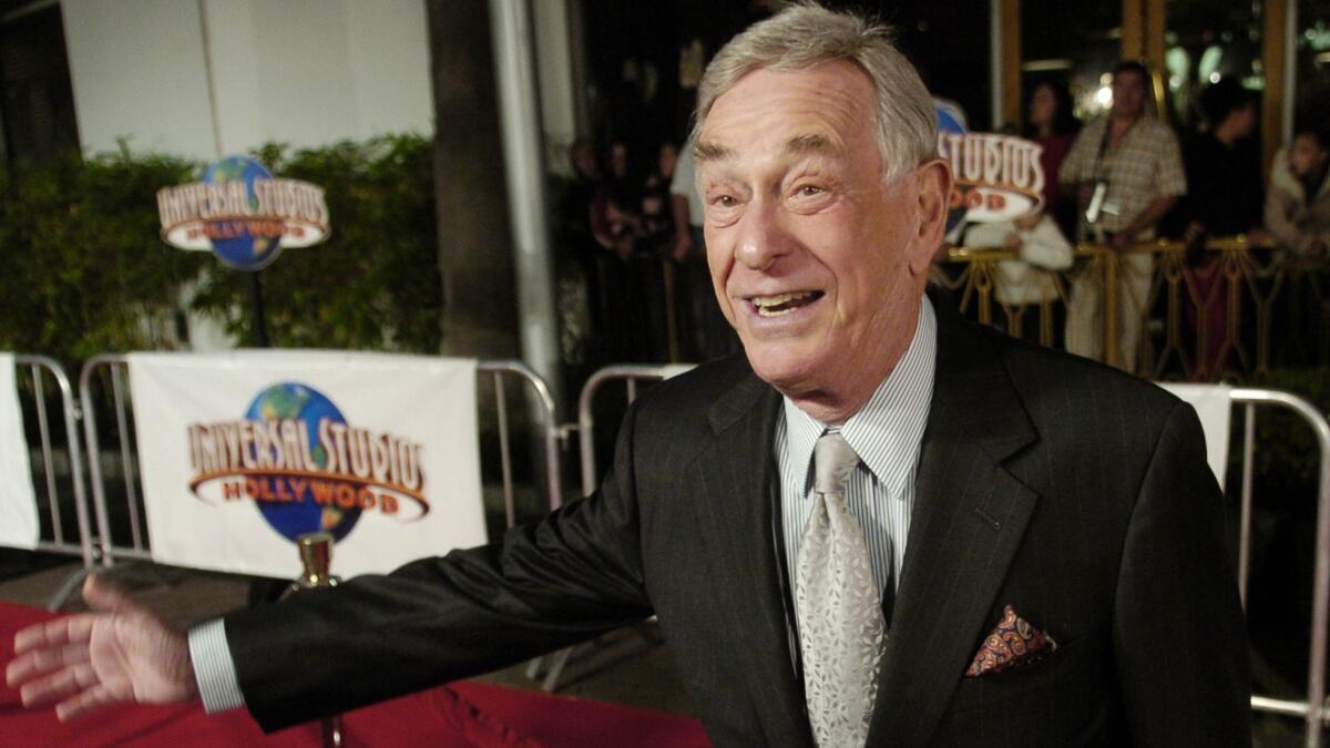 Comedian Shelley Berman in 2004.