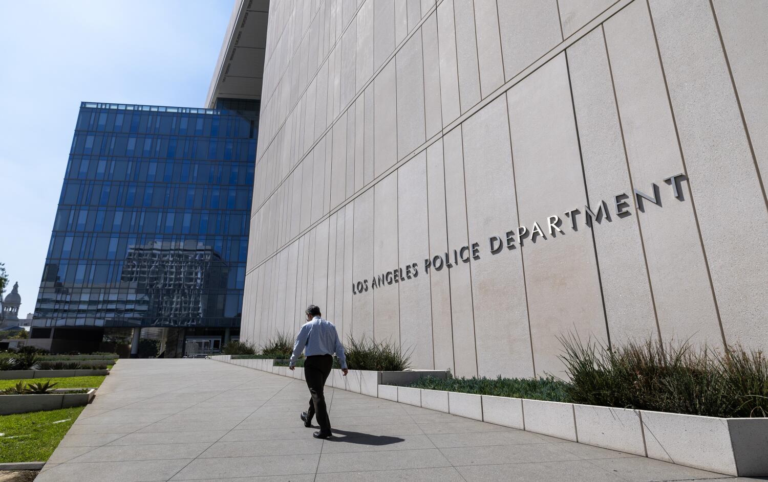 After anonymous complaints, LAPD brass left wondering: Who is 'Mel Smith'?