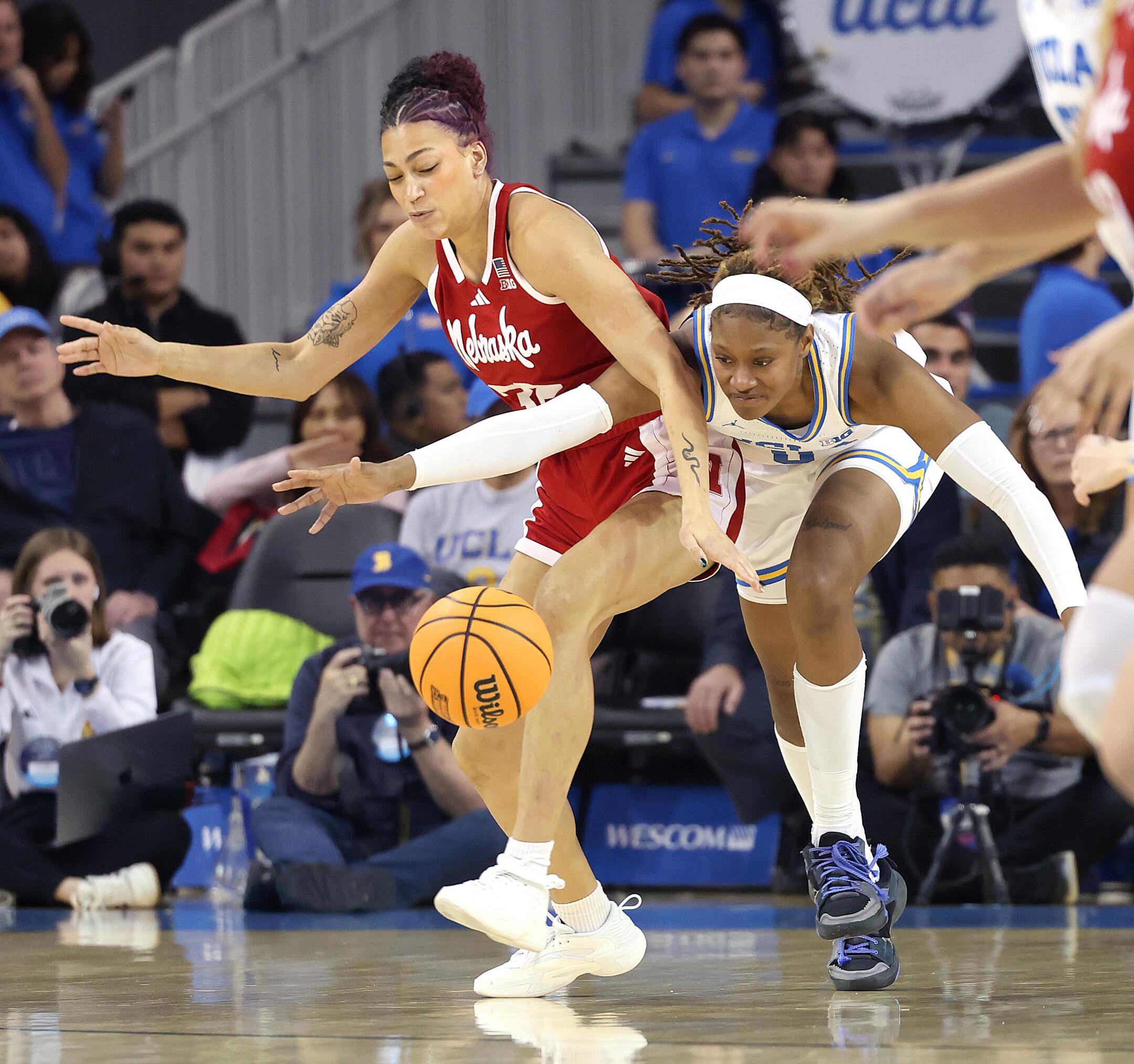 Transfer Janiah Barker helped vault UCLA women to No. 1 ranking - Los