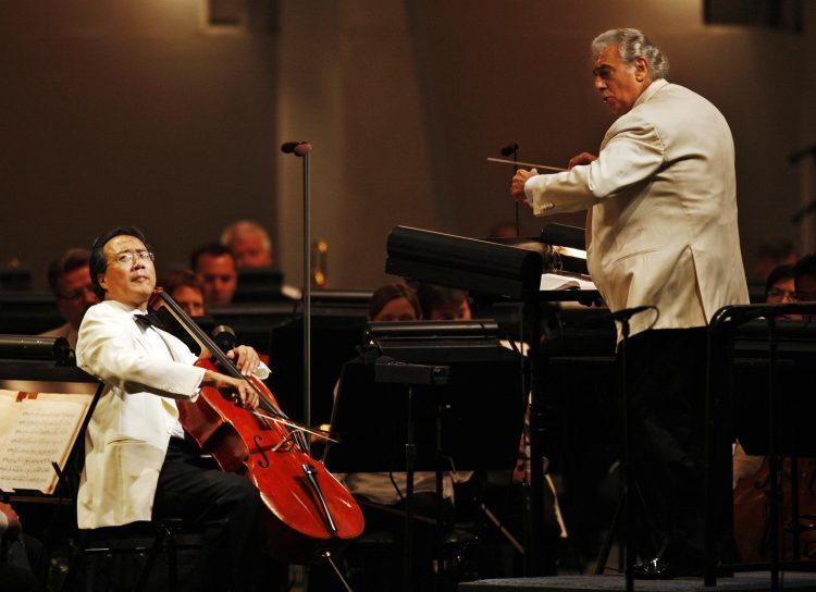 The first-time pairing of cellist Yo-Yo Ma and conductor Placido Domingo drew a sellout crowd to the Hollywood Bowl on Aug. 25. The concert's centerpiece was Dvorak's Cello Concerto.