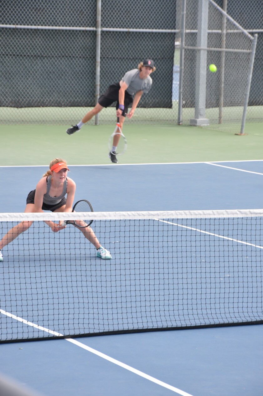 La Jolla High School tennis players Tatum Buffington and Carson Kellogg won the Western League mixed doubles tournament.