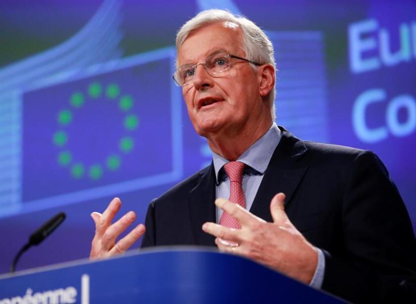 El negociador jefe de la Unión Europea para el "brexit", Michel Barnier, advirtió hoy a empresarios del país de que la relación comercial transatlántica "no volverá a ser como antes" tras la salida del Reino Unido del bloque comunitario y les instó a estar preparados para cualquier escenario. EFE/Archivo