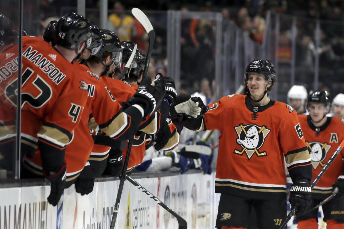 Lighting goalie Vasilevskiy gets 150th NHL win against Ducks