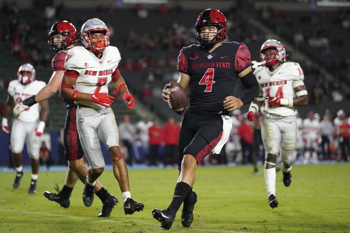 UNM FOOTBALL: 1st scrimmage in the books 