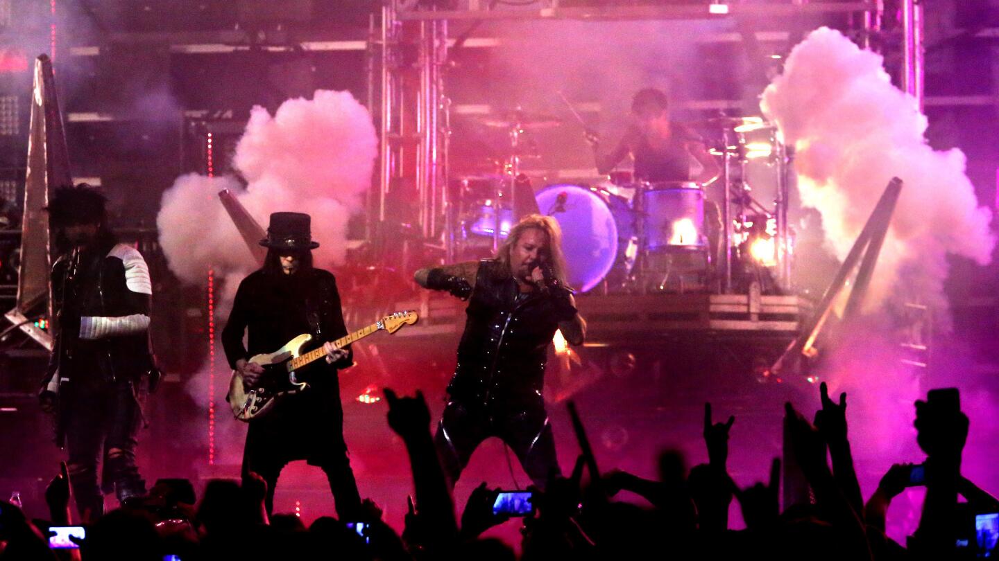 Mötley Crüe in home stretch of final tour