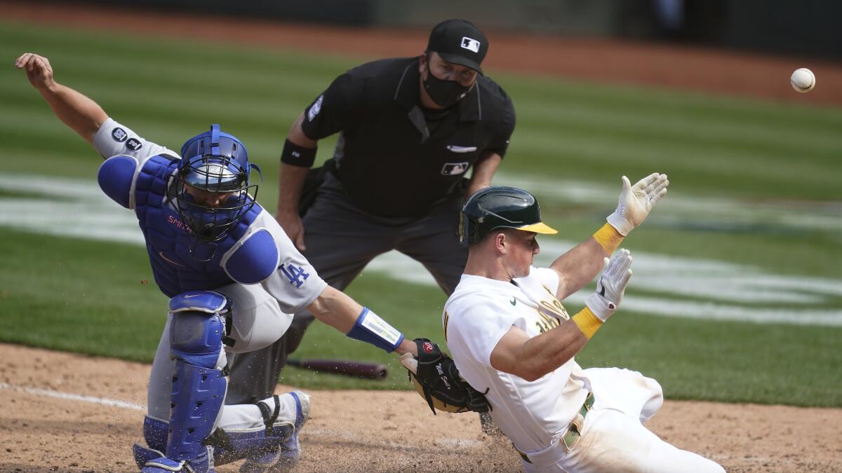 Kenley Jansen blows extra-inning save as Boston Red Sox lose to