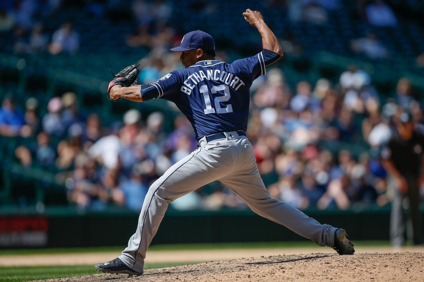 Padres' Christian Bethancourt aims for unprecedented double: Pitch