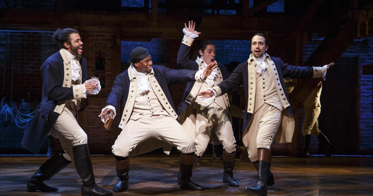 Lin-Manuel Miranda, Show'un çeşitliliğe olan bağlılığını savundu.