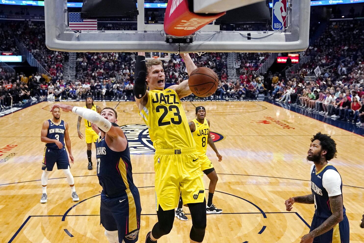 Jordan Clarkson dunk, Good to have you back, JC!, By Utah Jazz