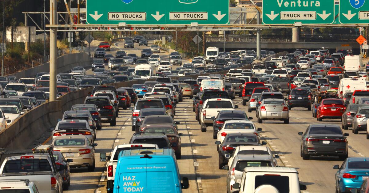 A major auto insurer returns to California — with a 30% price hike ...