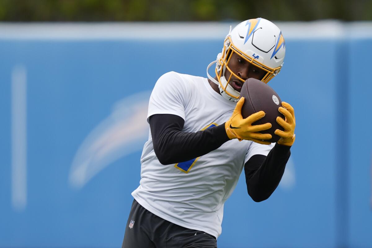 Chargers wide receiver Quentin Johnston warms up during a practice. 