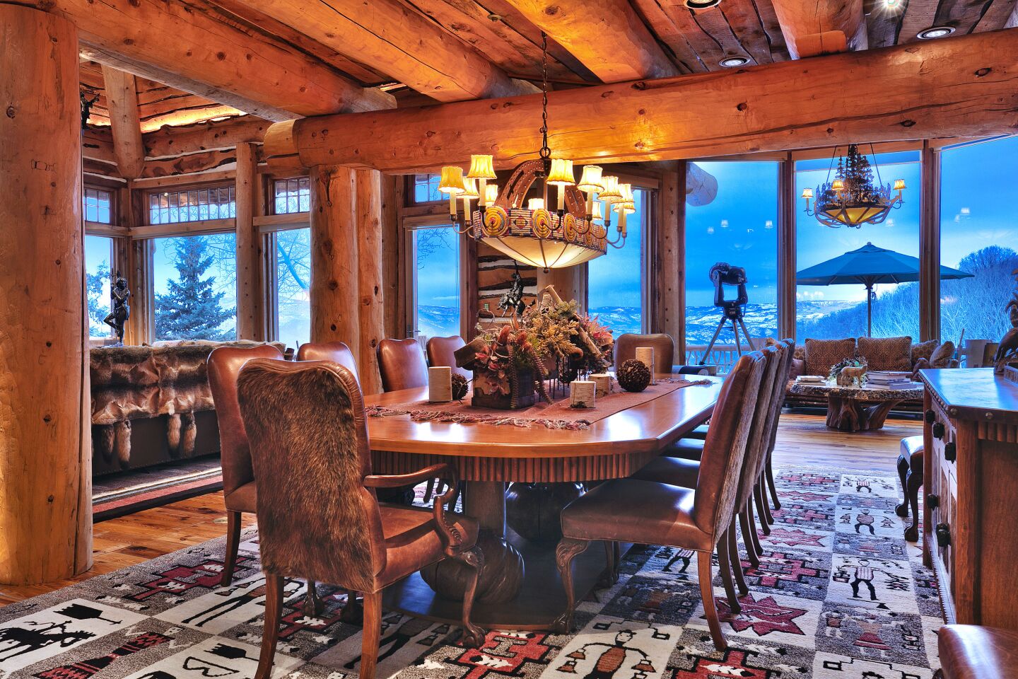The dining area.