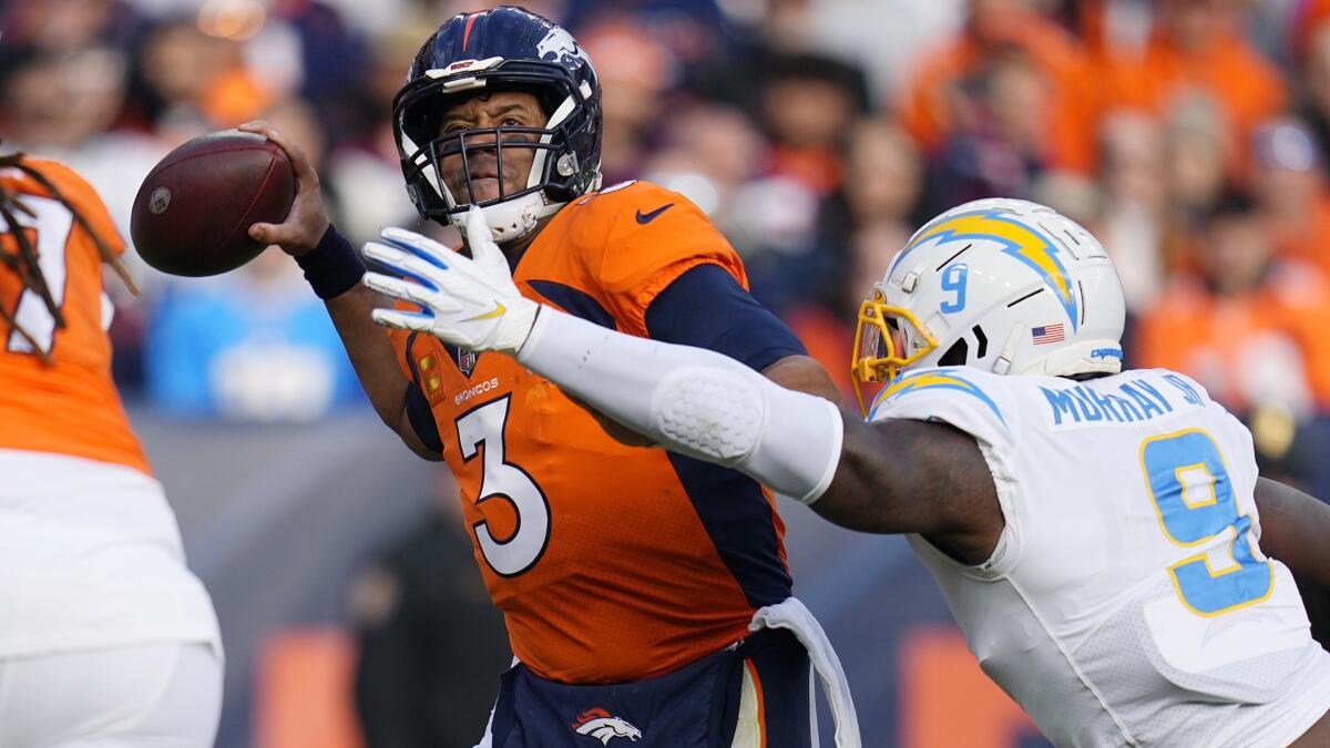 Wilson, Broncos face Herbert, Chargers on Monday night - The San Diego  Union-Tribune