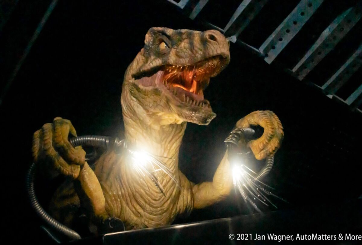 Encounter with a dinosaur on “Jurassic World—The Ride”