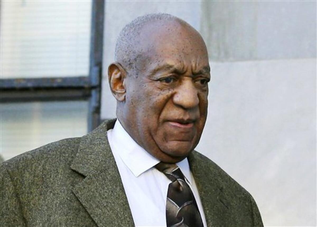 El comediante Bill Cosby rechazó la petición de Bill Cosby para hacer nuevamente confidenciales sus declaraciones acerca de aventuras extramaritales, sedantes por prescripción y pagos a mujeres, al señalar que la solicitud es irrelevante ahora pues se trata de información en el dominio público. (Foto AP/Mel Evans, archivo)