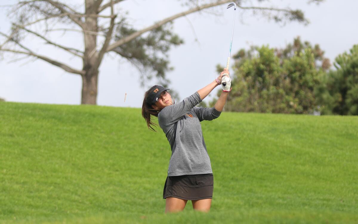 Torrey Pines sophomore Sydney Sirinian finished in a tie with teammate Zhou.