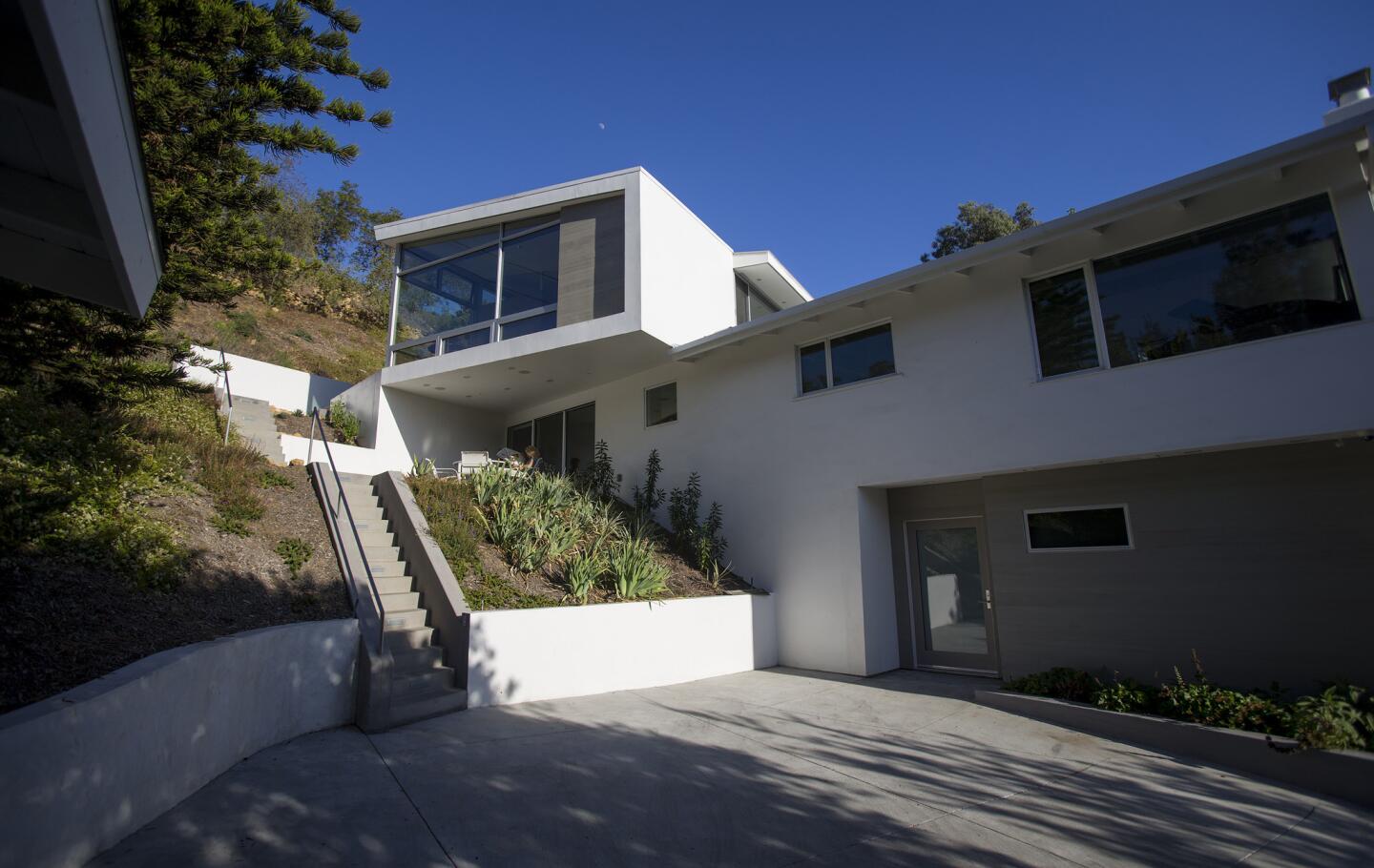 Living on the edge of Griffith Park