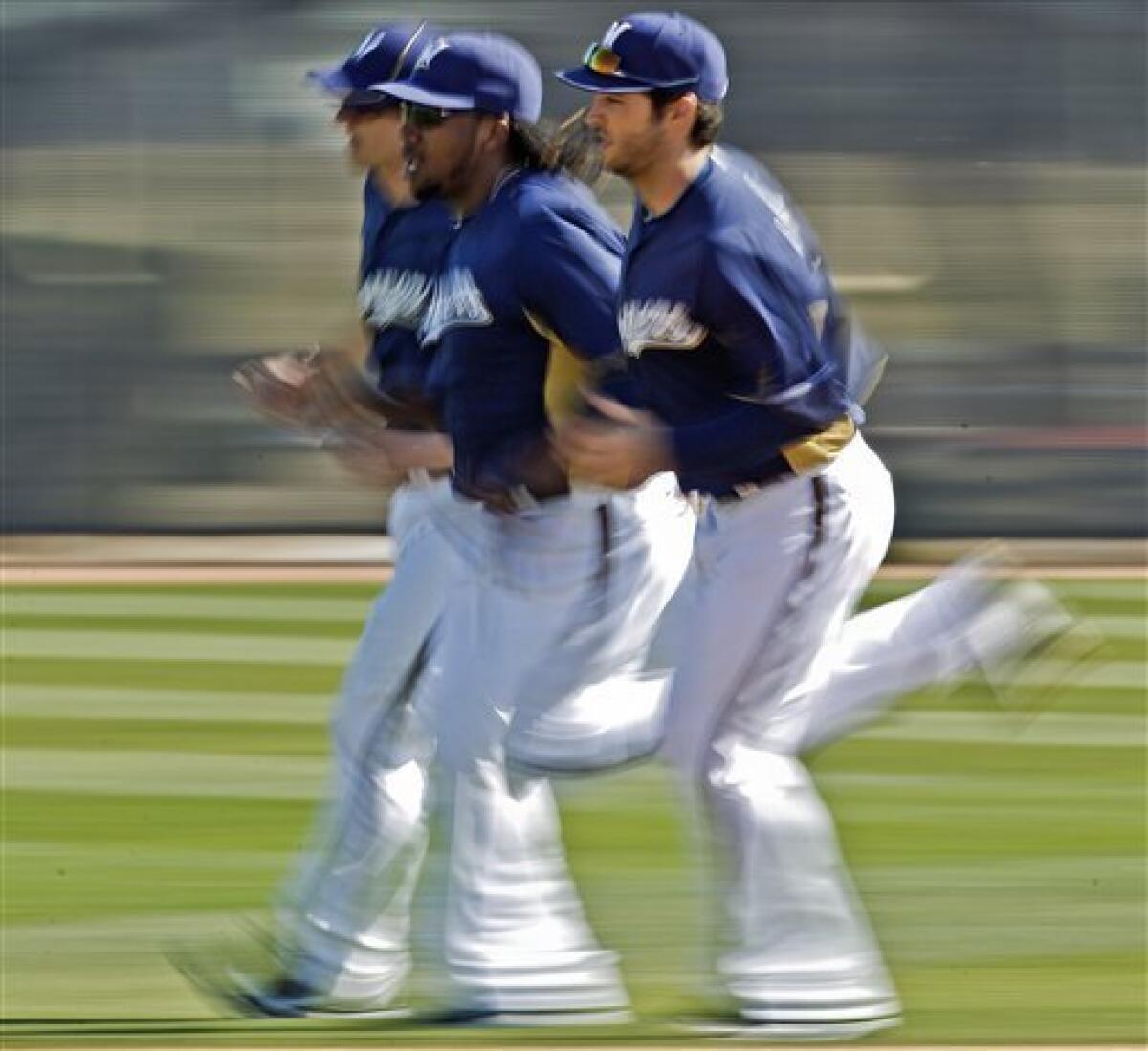 Ryan Braun exits Brewers game early with rib cage strain