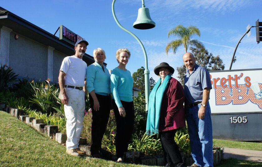 The bell after restoration, with (L-R) Manny Sinatra, De Anza historic preservation members Katharine Dixon, Stephanie Friedrich and Marti Meiners, Bruce Weisman.