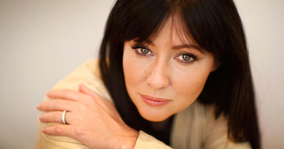 Shannen Doherty, ‘Beverly Hills, 90210’ bad girl who battled cancer for years, dies at 53