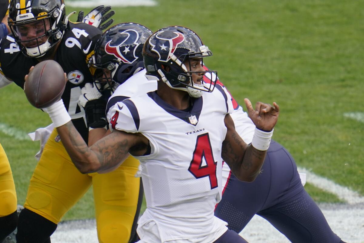 Houston Texans quarterback Deshaun Watson throws a pass against the Pittsburgh Steelers on Sept. 27.