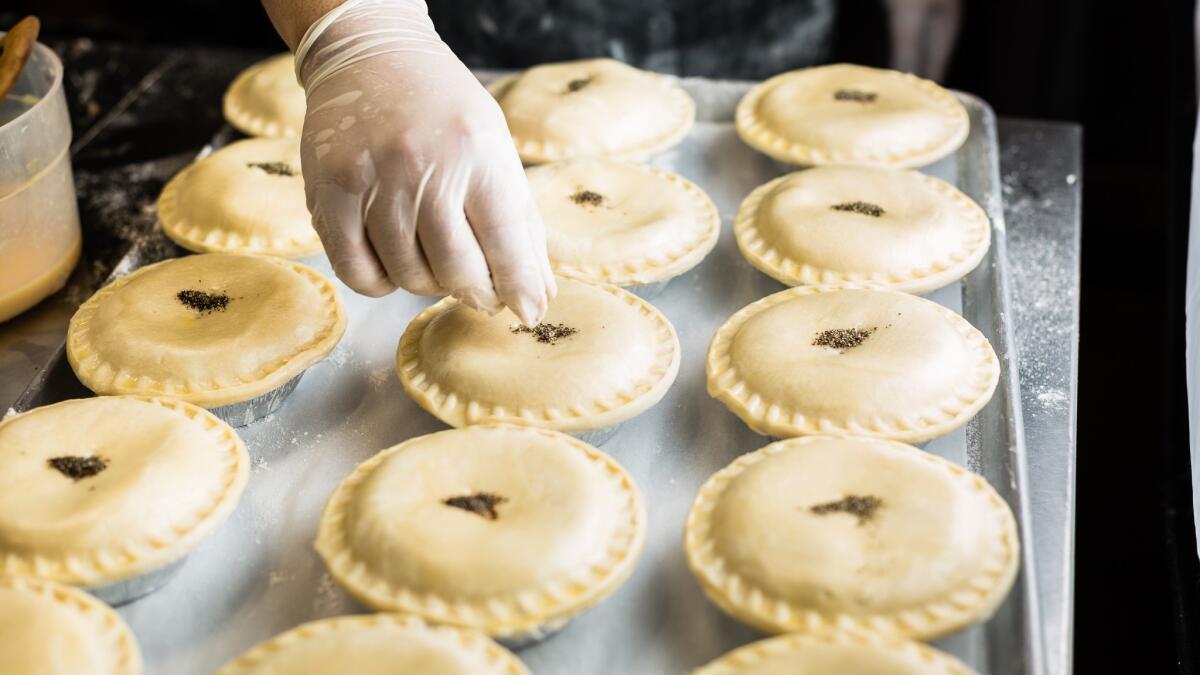 Cooking with edible flowers - The San Diego Union-Tribune