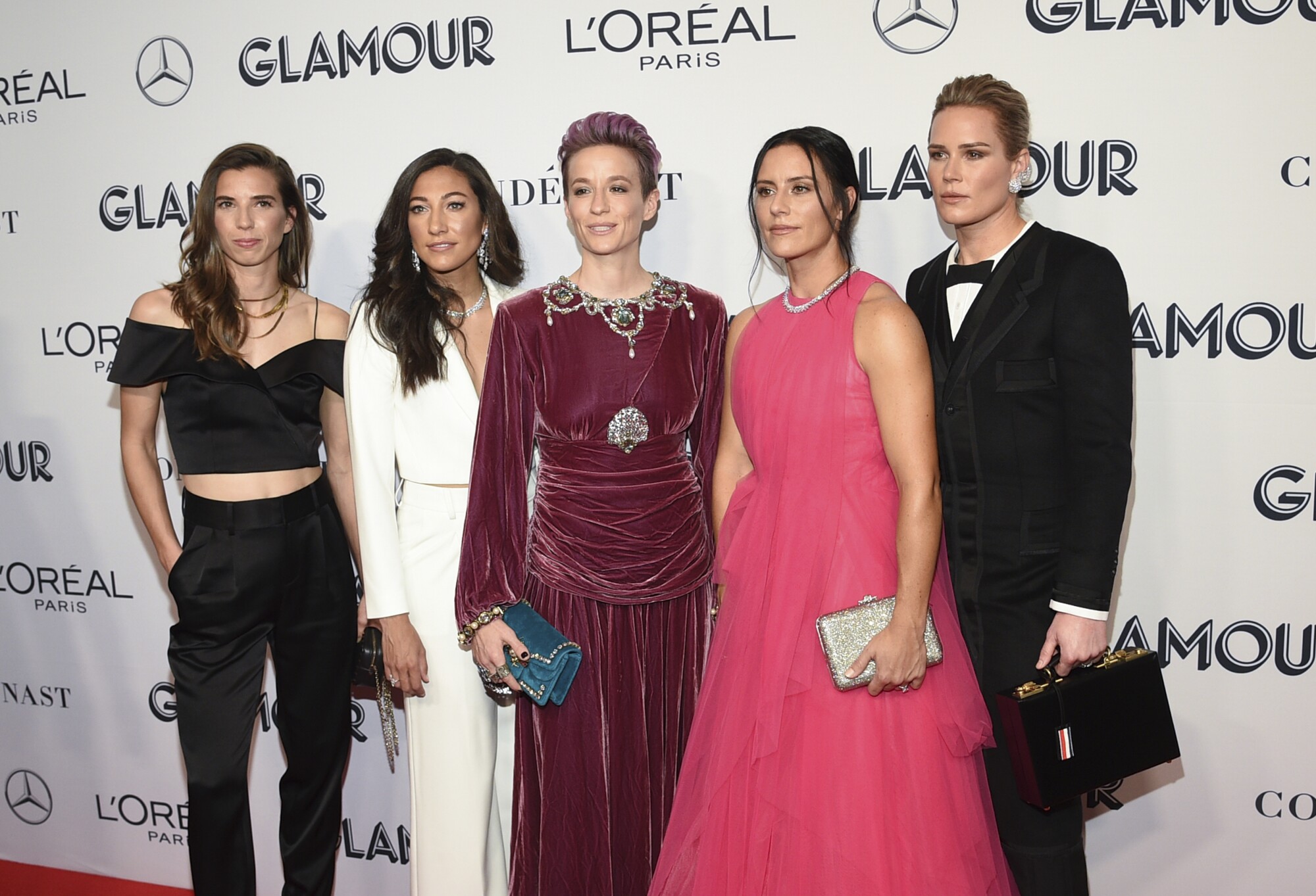 Les joueuses de football de l'équipe nationale féminine américaine Tobin Heath, Christen Press, Megan Rapinoe, Ali Krieger et Ashlyn Harris.