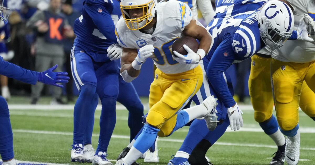 NFL scores: LA Chargers in playoffs for first time since 2018 after  Indianapolis Colts win