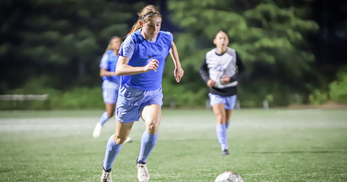 13 yaşındaki futbol dahisi Mckenna Whitham, NWSL'e girmeyi hedefliyor
