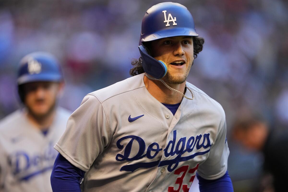 Austin Barnes' resurgent play rewards Dodgers' prolonged faith - Los  Angeles Times
